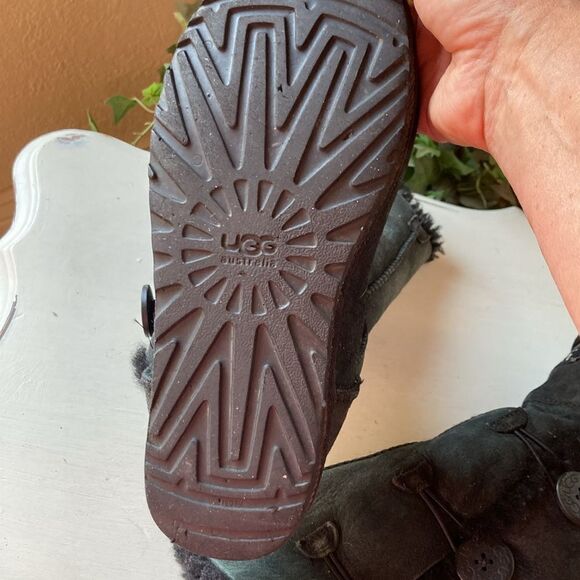 Ugg Bailey Triplet Button Tall Black Wash Black Snow Boots # 1874 Women’s Size 8 - Picture 10 of 16